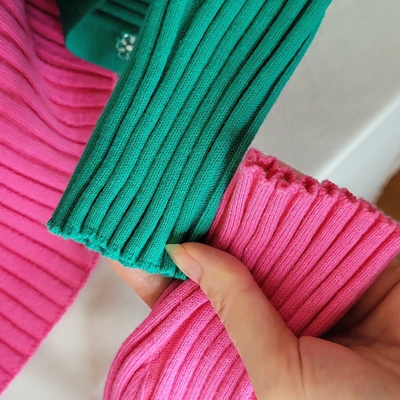 Dollskill Delia*s Two Toned Ribbed Sweater XS Flower Buttons Great condition - Picture 12 of 16